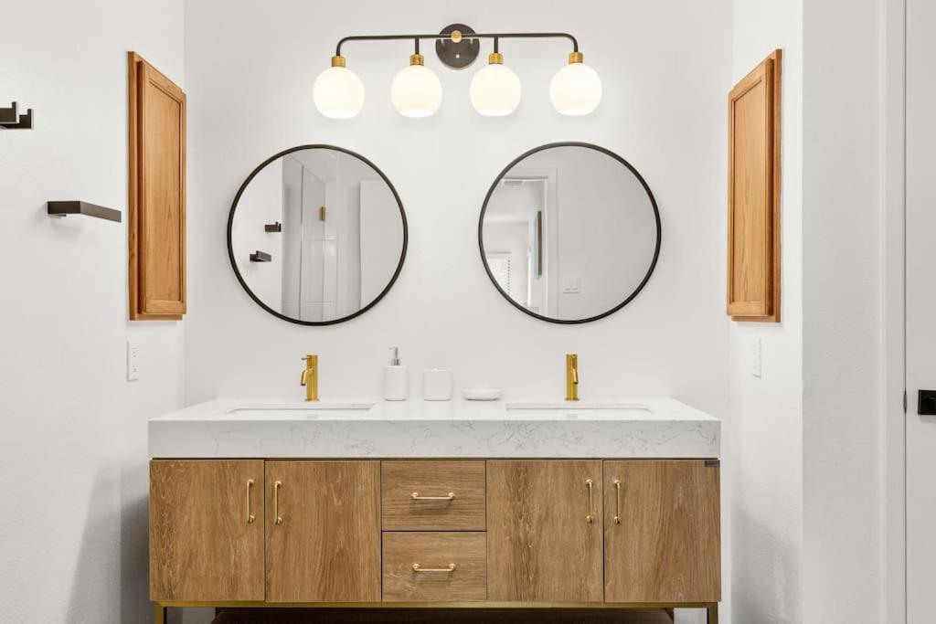 5 Bedrooms With Chefs Kitchen 2 Masters Room And Game Lounge Σαν Αντόνιο Εξωτερικό φωτογραφία