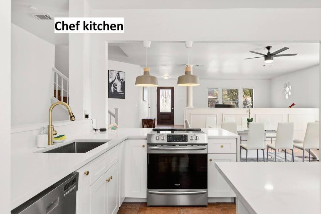 5 Bedrooms With Chefs Kitchen 2 Masters Room And Game Lounge Σαν Αντόνιο Εξωτερικό φωτογραφία