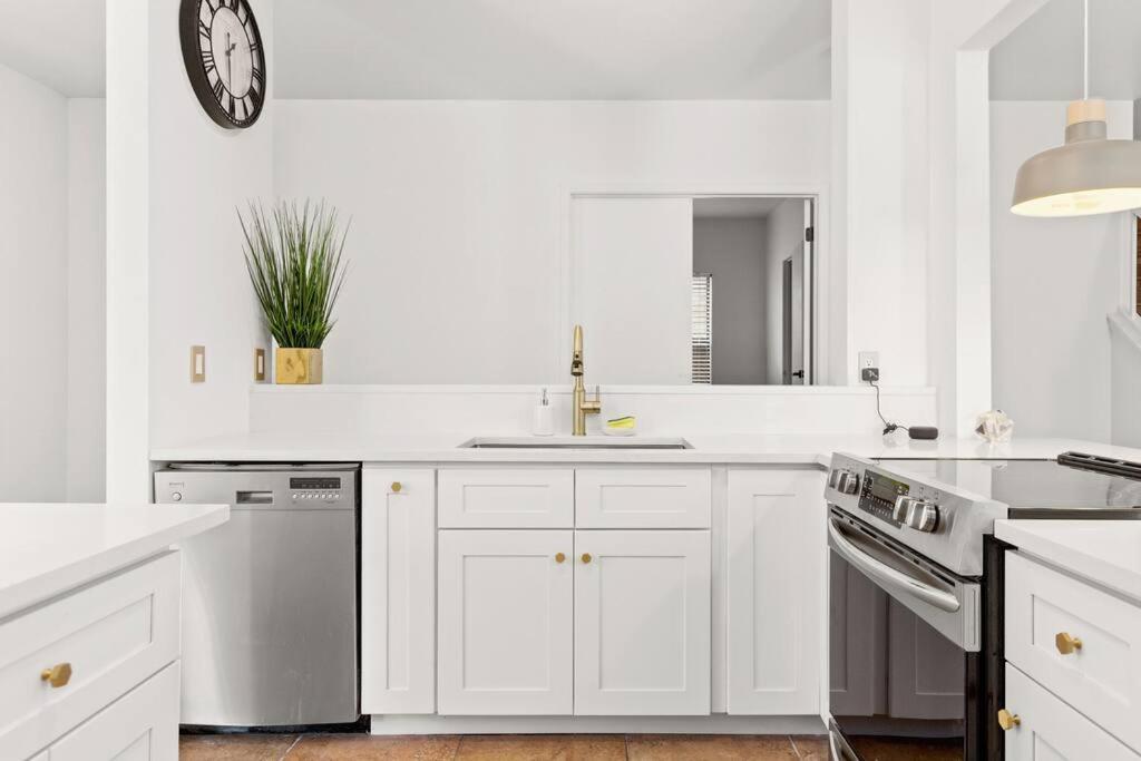5 Bedrooms With Chefs Kitchen 2 Masters Room And Game Lounge Σαν Αντόνιο Εξωτερικό φωτογραφία