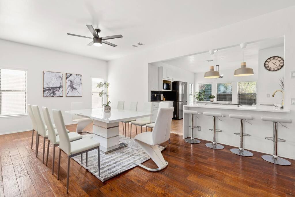 5 Bedrooms With Chefs Kitchen 2 Masters Room And Game Lounge Σαν Αντόνιο Εξωτερικό φωτογραφία