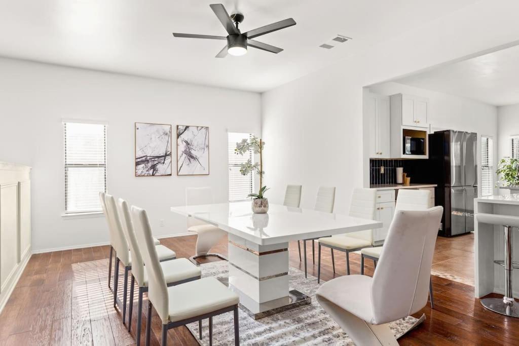 5 Bedrooms With Chefs Kitchen 2 Masters Room And Game Lounge Σαν Αντόνιο Εξωτερικό φωτογραφία